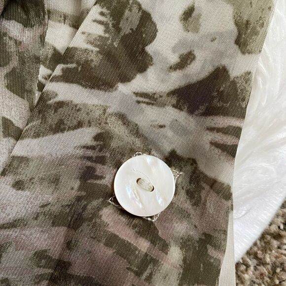 Chico’s Jacket Animal Print Sheer Zip Front Pockets Thin Lightweight Size 3X - Picture 6 of 11